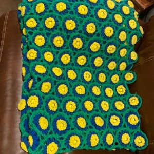 Vintage handcrafted blanket great as a throw on the couch so beautiful, euc